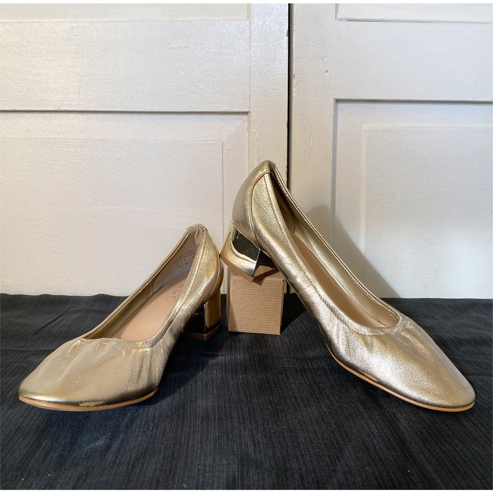ALDO Ballet-style Block Heel Kerari Pump in Metallic Silver, size 7